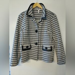 JM Collection Large Black and White Houndstooth Blazer